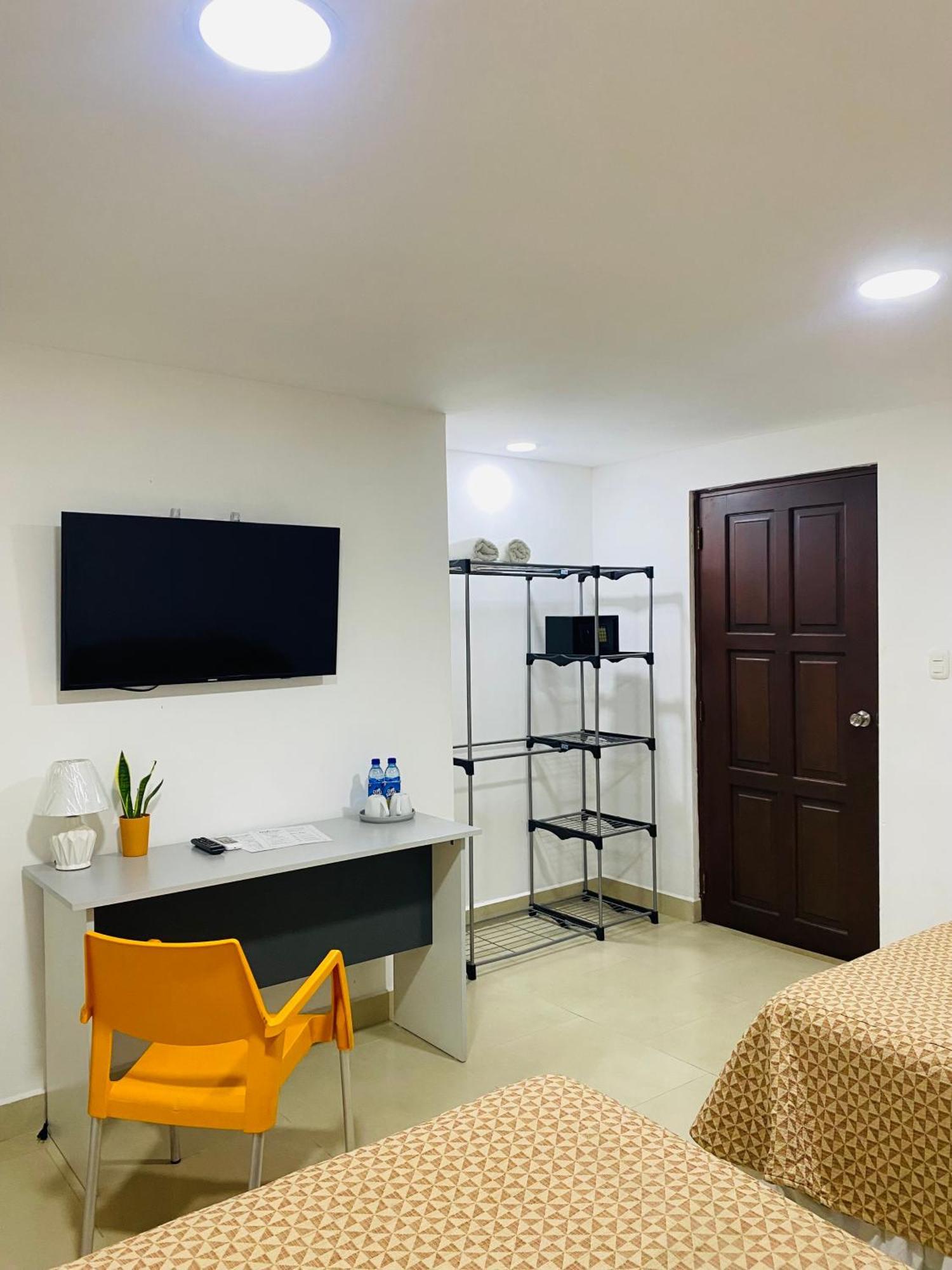 Casa San Juan Bed & Breakfast Манагуа Екстериор снимка